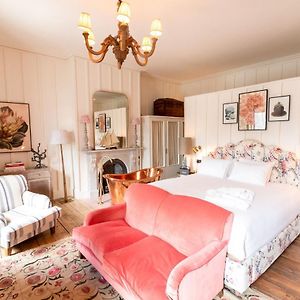 Town House Suite